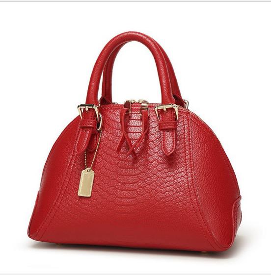 New leather seashell Handbag